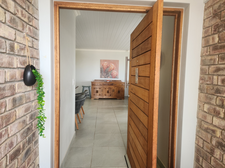 3 Bedroom Property for Sale in Dana Bay Western Cape